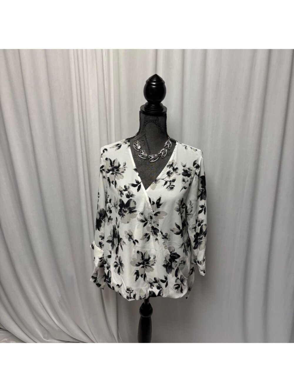 West Kei Blouse Womens Medium Black White Floral Wrap Semi Sheer Lightweight Top